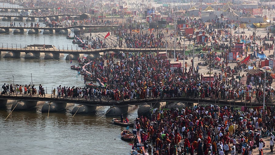 <div class="paragraphs"><p>Devotees gather to take a dip at Sangam, the confluence of the Ganges and Yamuna rivers with the mythical invisible Saraswati river,on Maghi Purnima,</p></div>
