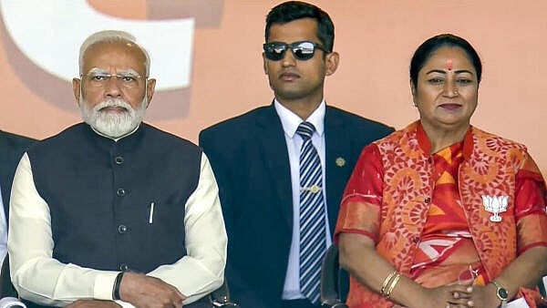 <div class="paragraphs"><p>Prime Minister Narendra Modi with Delhi Chief Minister-designate Rekha Gupta during swearing-in ceremony of Delhi government.</p></div>