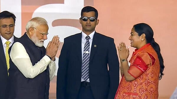 <div class="paragraphs"><p>Prime Minister Narendra Modi with Delhi Chief Minister-designate Rekha Gupta during swearing-in ceremony of Delhi government.</p></div>