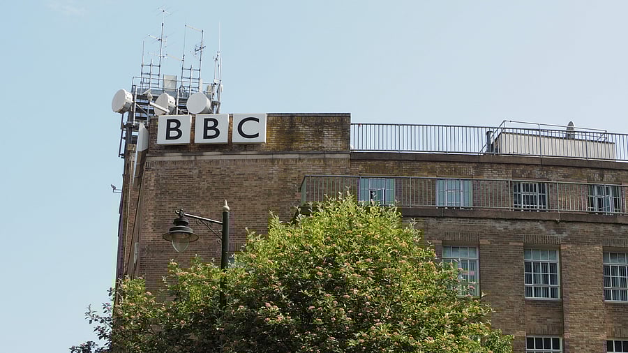<div class="paragraphs"><p>The BBC office. </p></div>
