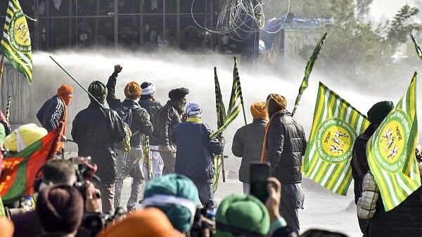 <div class="paragraphs"><p>Protesting farmers at Shambhu border</p></div>