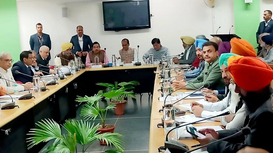 <div class="paragraphs"><p>Protesting farmers-Central team meeting</p><p></p></div>