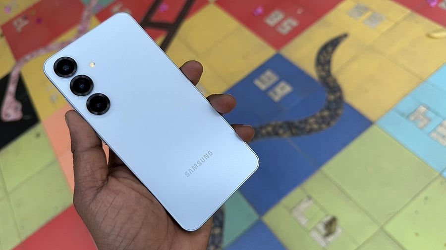 <div class="paragraphs"><p>Samsung Galaxy S25 series.</p></div>