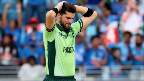 <div class="paragraphs"><p>Pakistan's Shaheen Shah Afridi reacts</p></div>