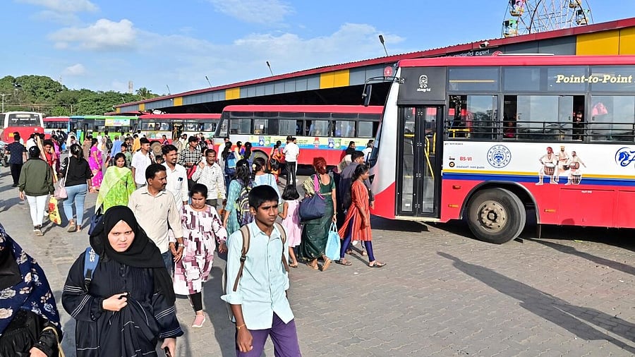 <div class="paragraphs"><p>Representative image of a KSRTC bus.&nbsp;</p></div>