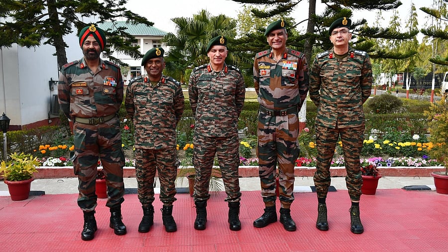 <div class="paragraphs"><p>Visuals from the visit showing DGMO Rajiv Ghai (C).</p></div>