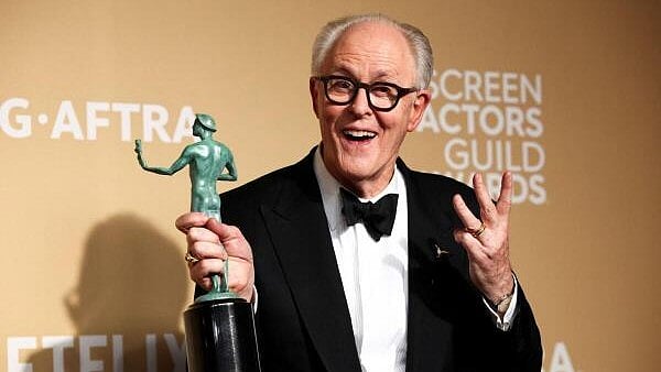 <div class="paragraphs"><p>John Lithgow</p></div>
