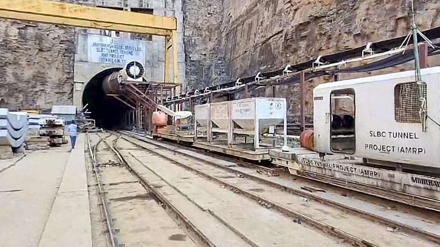 <div class="paragraphs"><p>The Srisailam Left Bank Canal (SLBC) project site where a portion of the tunnel collpased, in Nagarkurnool district, Wednesday, Feb. 26, 2025.</p></div>