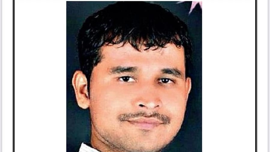 <div class="paragraphs"><p>Pune police announces a reward of Rs one lakh for information about the accused</p></div>