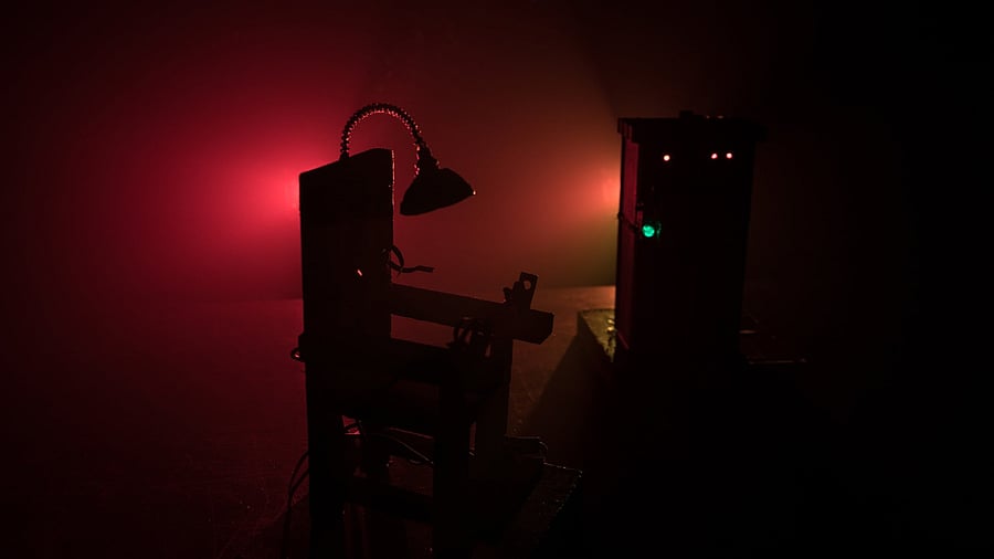 <div class="paragraphs"><p>Representative image showing a chair used to administer electric shocks</p></div>