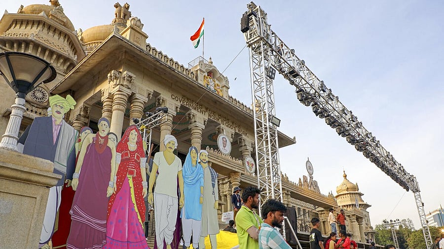 <div class="paragraphs"><p>Preparations underway ahead of the 16th edition of Bengaluru International Film Festival, infront of Vidhana Soudha, in Bengaluru, Karnataka, Friday, Feb. 28, 2025.</p></div>