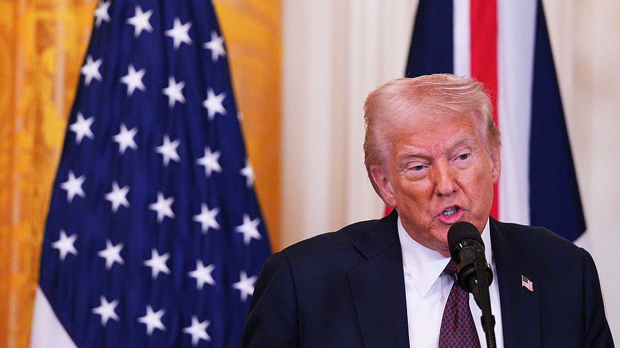 <div class="paragraphs"><p>Donald Trump</p></div>