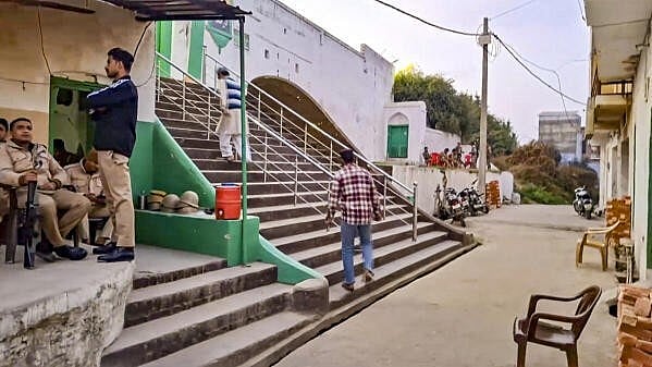 <div class="paragraphs"><p>Police personnel at the Shahi Jama Masjid, in Sambhal</p></div>