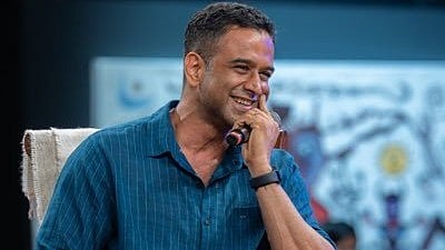 <div class="paragraphs"><p>Nithin Kamath</p></div>