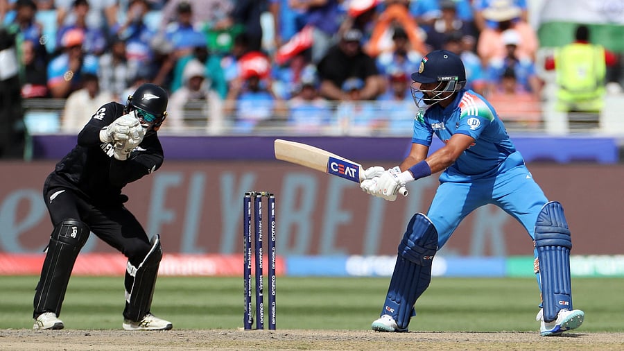 <div class="paragraphs"><p> Shreyas Iyer and New Zealand's Tom Latham in action </p></div>