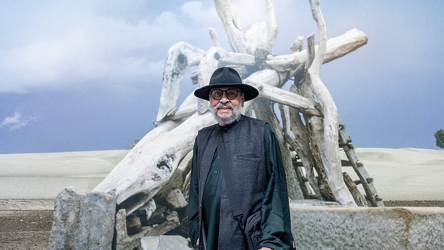 <div class="paragraphs"><p> Himmat Shah</p></div>