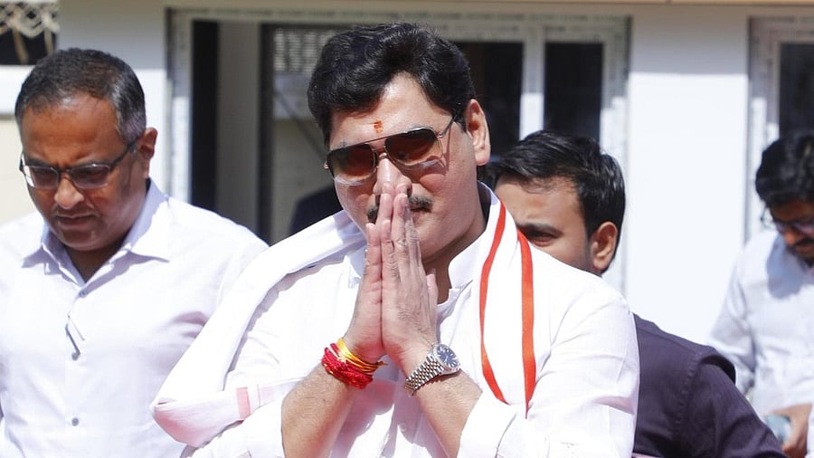 <div class="paragraphs"><p>Dhananjay Munde</p></div>