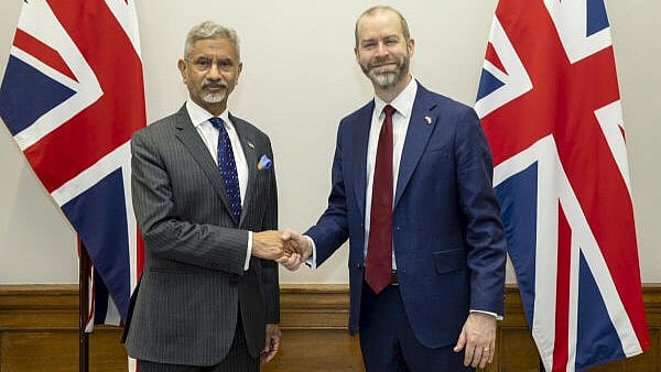 <div class="paragraphs"><p>External Affairs Miniser S Jaishankar meets British Secretary of State for Business and Trade Jonathan Reynolds in London.</p></div>