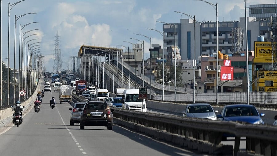 <div class="paragraphs"><p>A view of Electronics City Expressway, Bengaluru,.</p></div>