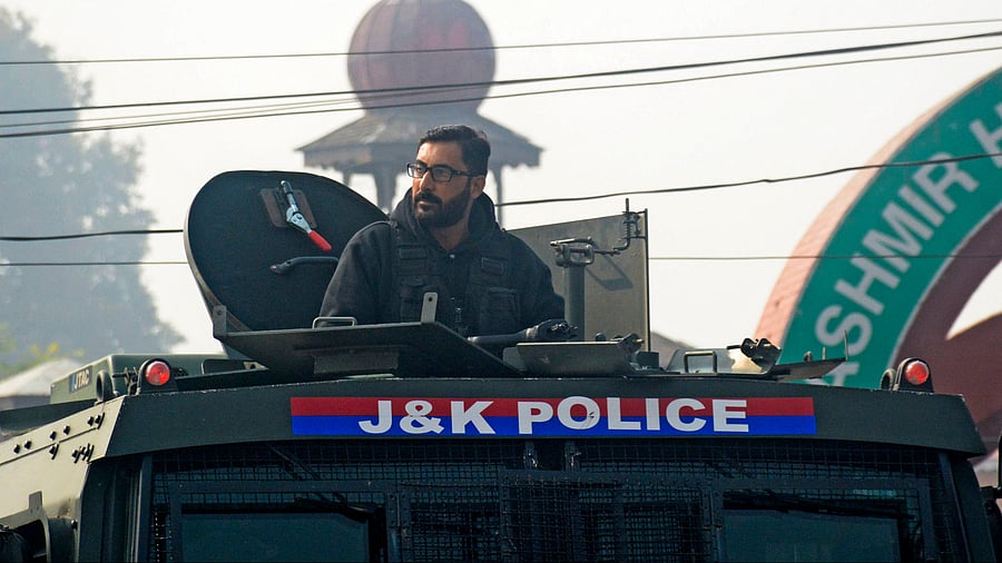 <div class="paragraphs"><p> J&amp;K police personnel </p></div>