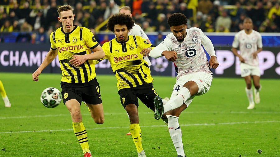 <div class="paragraphs"><p>Lille and Dortmund players in action.</p></div>