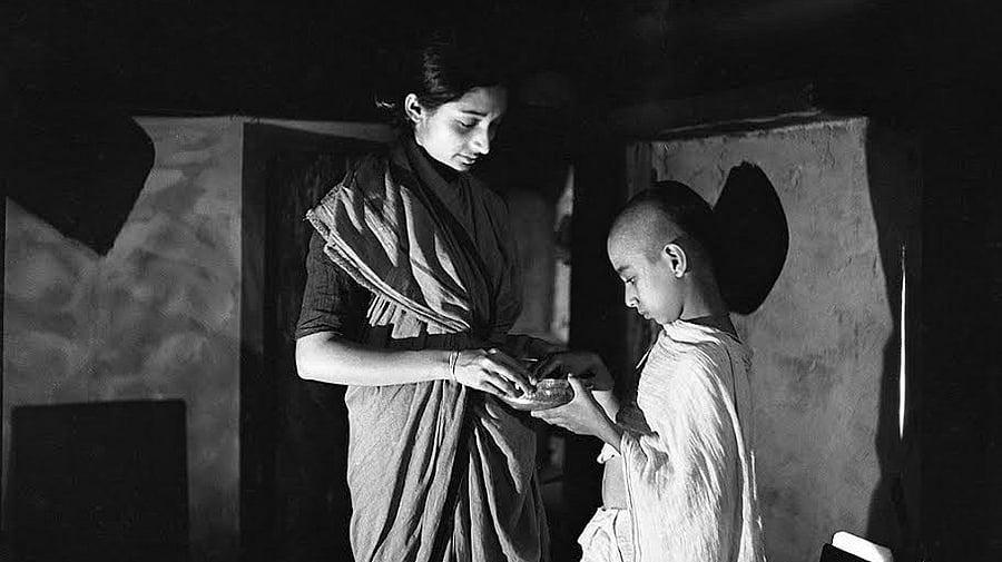 <div class="paragraphs"><p>A scene from the restored version of the film featuring Meena Kuttappa and Ajith Kumar.</p></div>