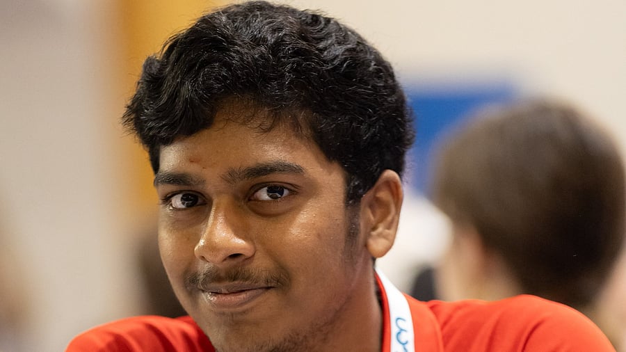 <div class="paragraphs"><p>Pranav Venkatesh.</p></div>