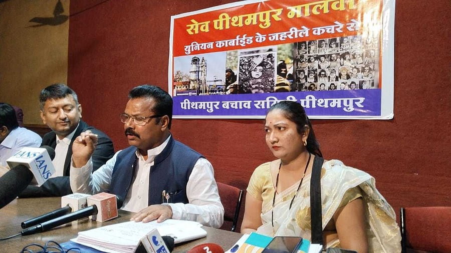 <div class="paragraphs"><p>Pithampur Bachao Samiti held a press conference on Friday</p></div>