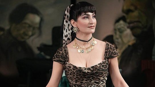 <div class="paragraphs"><p>Shalini Passi.</p></div>