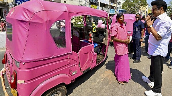 <div class="paragraphs"><p>Stalin handed over 50 electric autos to women members of urban Self-Help Group on behalf of the Environment and Climate Change department.</p></div>
