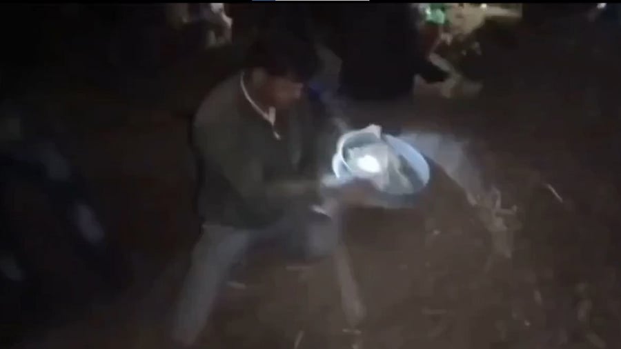 <div class="paragraphs"><p>A person searching for gold in Asirgarh Fort.</p></div>