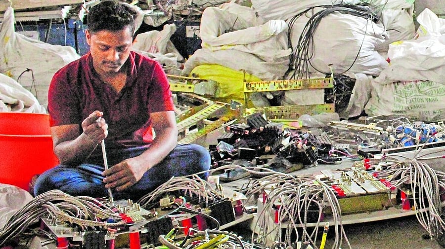 <div class="paragraphs"><p>An e-waste processing unit in Bengaluru. </p></div>