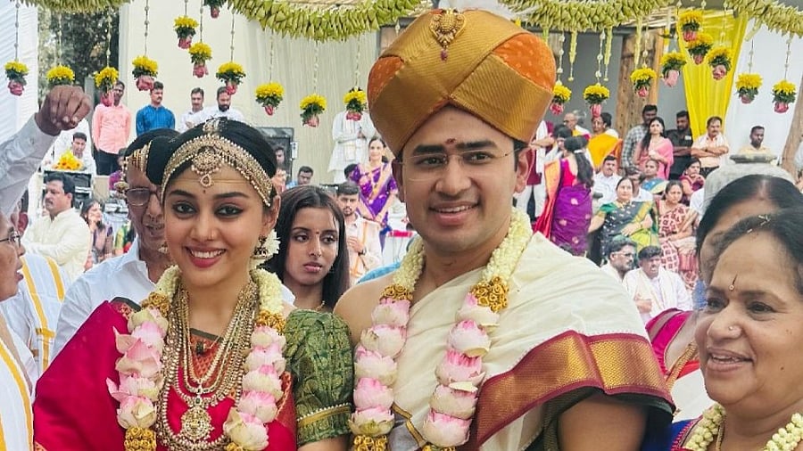 <div class="paragraphs"><p>Groom BJP MP Tejasvi Surya with bride, Carnatic singer Sivasri Skandaprasad.</p></div>