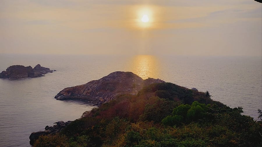A view of Oyster Island.
