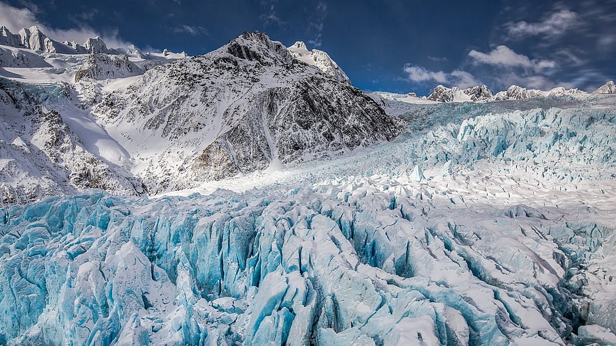 <div class="paragraphs"><p>The Franz Josef Glacier in New Zealand.</p></div>
