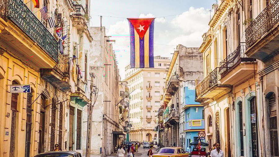 <div class="paragraphs"><p>Cuban flag hangs in Havana</p></div>