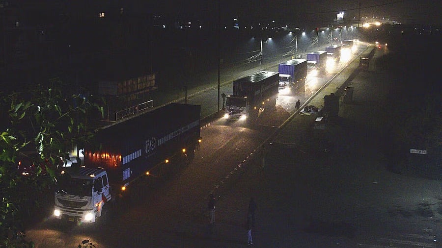 <div class="paragraphs"><p>Toxic waste of Union Carbide disposal</p></div>