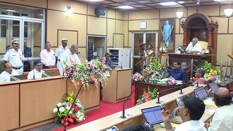 <div class="paragraphs"><p>Puducherry Chief Minister and Finance Minister N. Rangasamy presents the annual Budget 2025-26 in the Puducherry Assembly</p></div>
