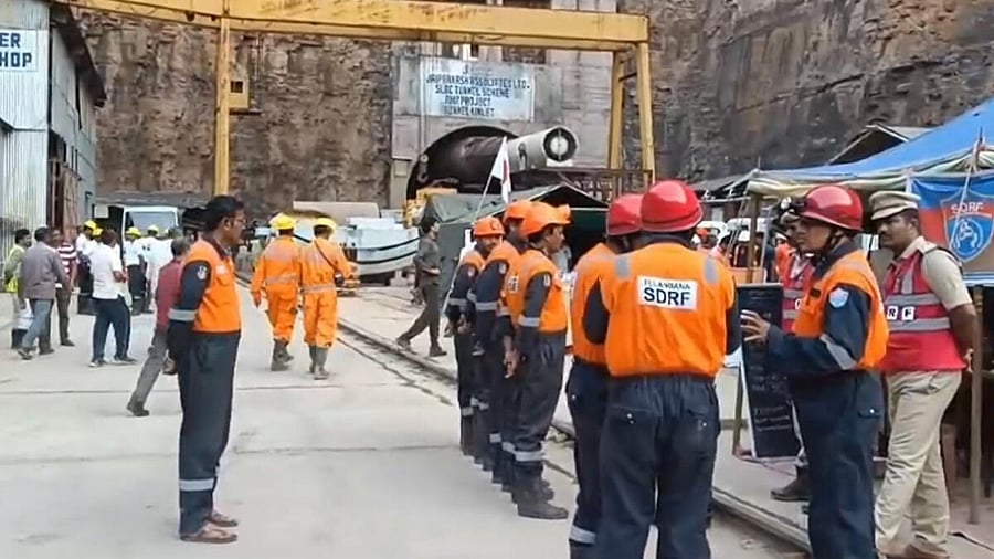<div class="paragraphs"><p>Rescue operation underway to locate workers trapped inside the partially collapsed Srisailam Left Bank Canal (SLBC) project tunnel, in Nagarkurnool, Telangana, Wednesday, March 12, 2025.</p></div>