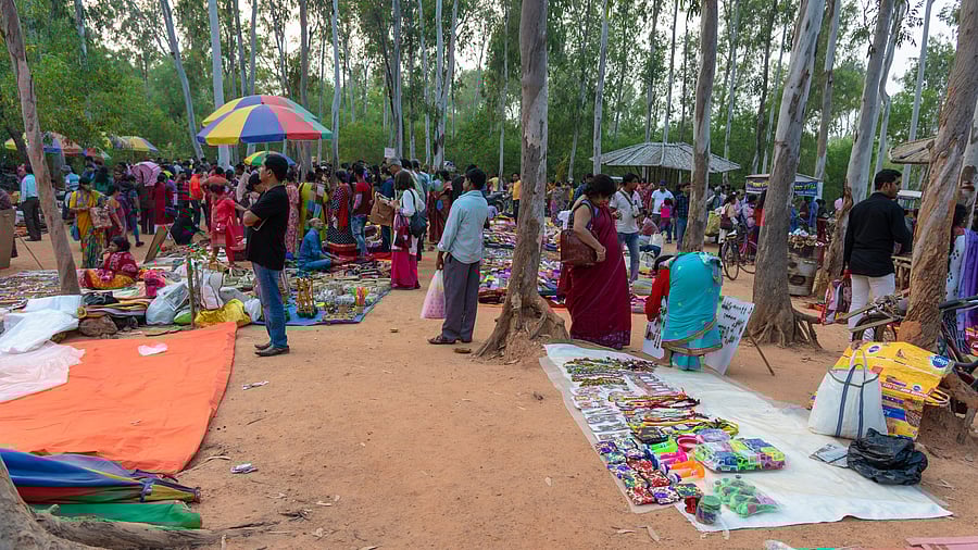 <div class="paragraphs"><p>The opular Sonajhuri Haat in Birbhum's Santiniketan in Bengal. </p></div>