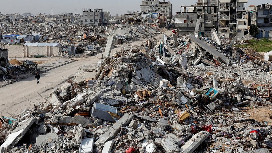 <div class="paragraphs"><p>Rubble of houses destroyed during the Israeli offensive in Gaza.</p></div>