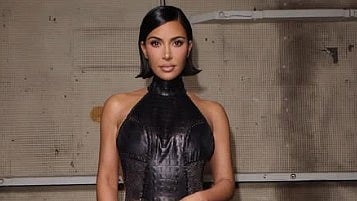 <div class="paragraphs"><p>Kim Kardashian</p></div>