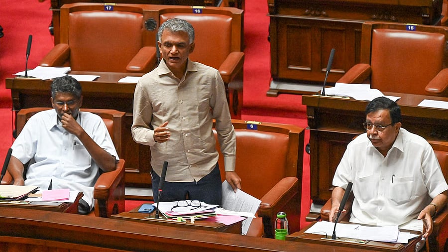 <div class="paragraphs"><p>Revenue Minister Krishna Byre Gowda r</p></div>