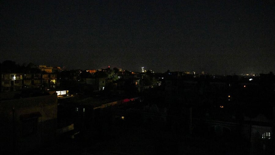 <div class="paragraphs"><p>A view of a residential neighborhood during a national electrical grid collapse, in Havana, Cuba.</p></div>