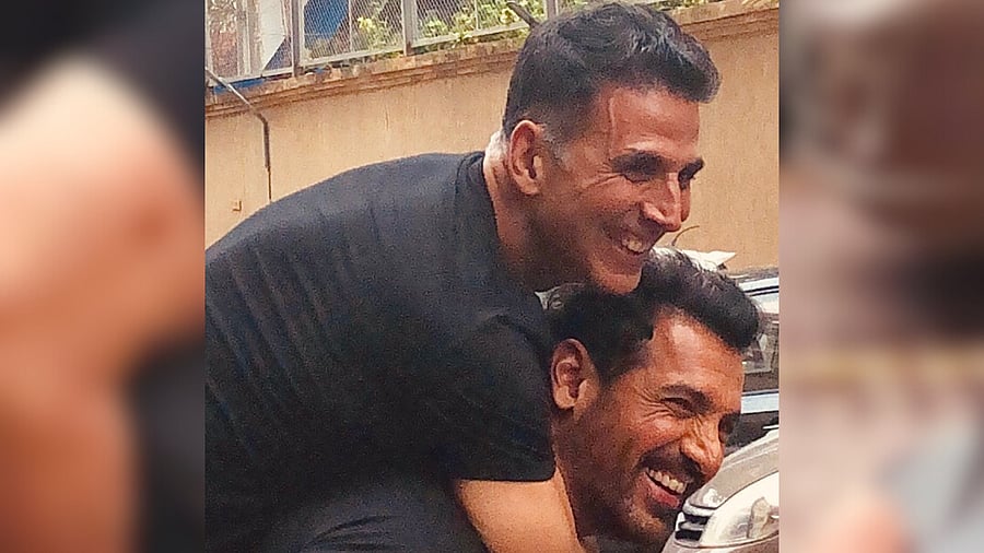<div class="paragraphs"><p>Akshay Kumar and John Abraham.</p></div>