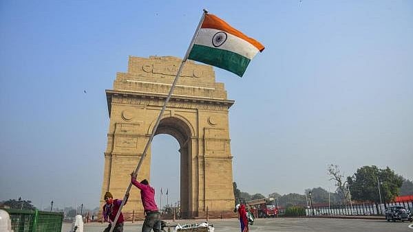 <div class="paragraphs"><p>India Gate in Delhi</p></div>