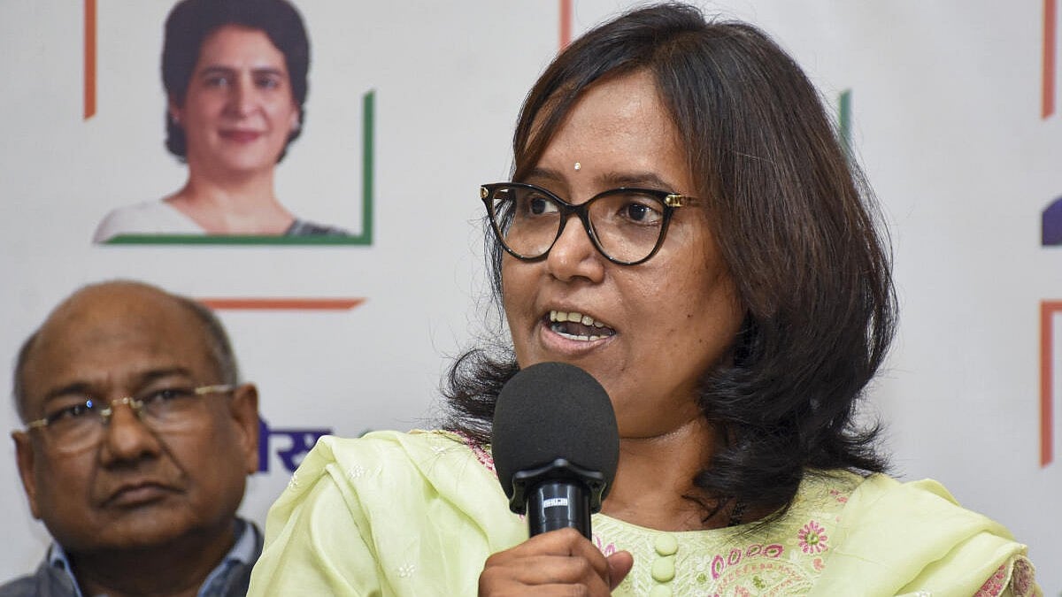 Congress MP Varsha Gaikwad Slams Maharashtra Govt for Cancelling Muslim Reservation
