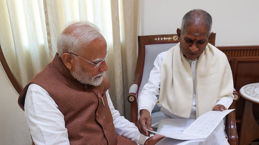 <div class="paragraphs"><p>Modi with Ilaiyaraaja</p></div>