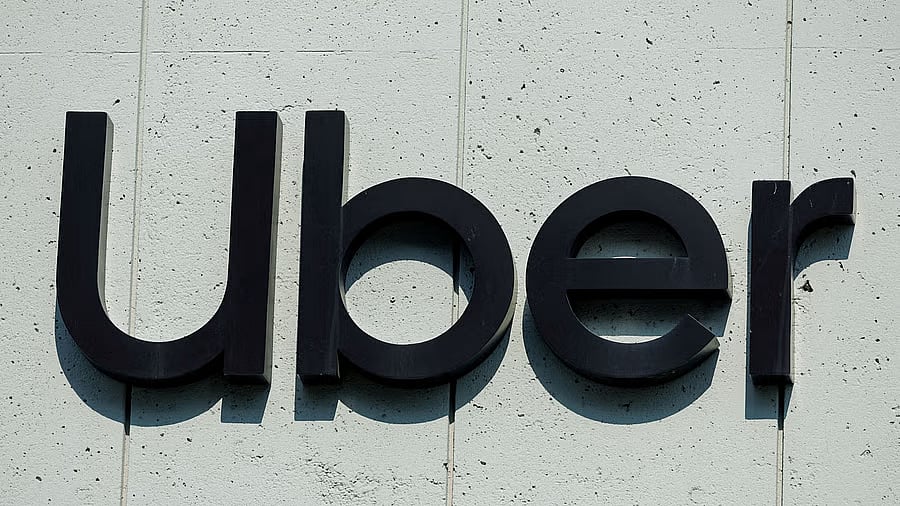 <div class="paragraphs"><p>The Uber logo</p></div>