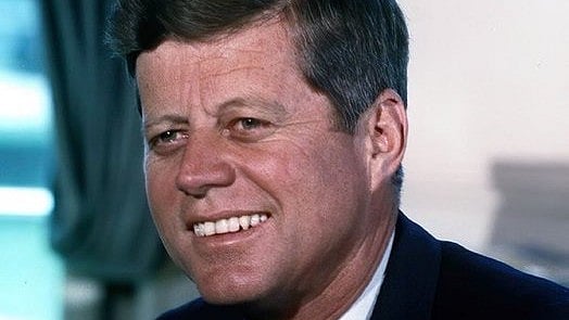 <div class="paragraphs"><p> John F Kennedy</p></div>